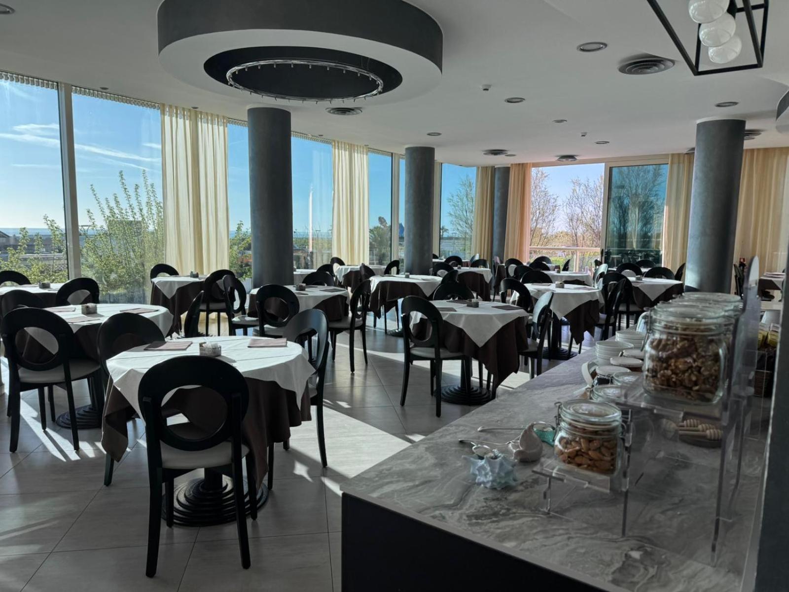 Abahotel Μιλάνο Μαριτίμα Εξωτερικό φωτογραφία