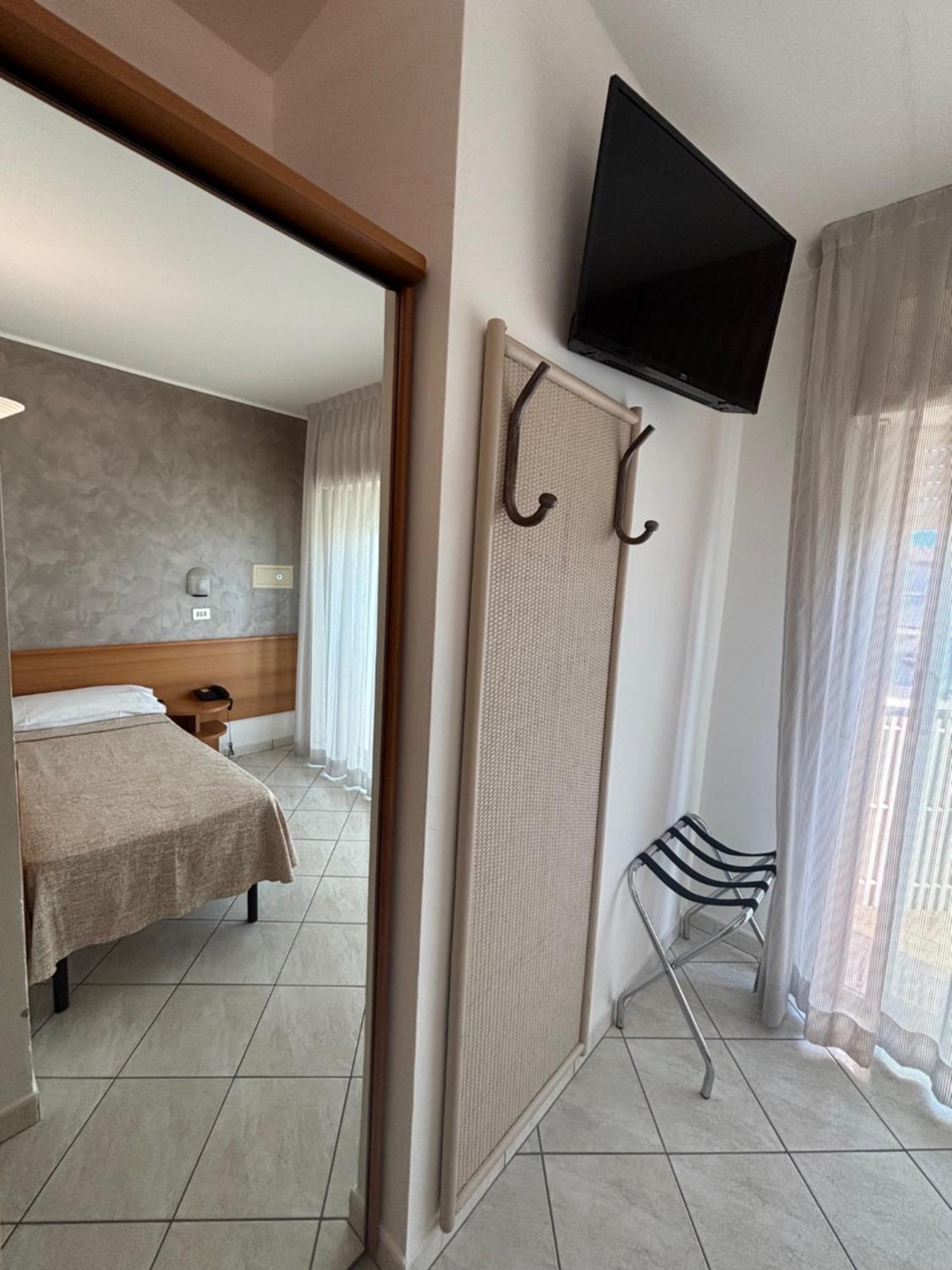 Abahotel Μιλάνο Μαριτίμα Εξωτερικό φωτογραφία
